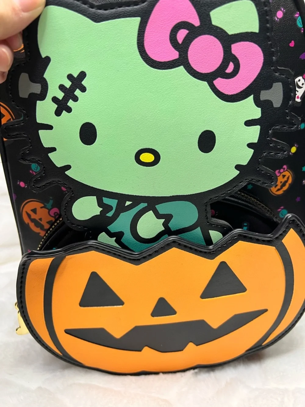 Hello Kitty Black Halloween Backpack with pumpkins & ghosties - Picture 3 of 8